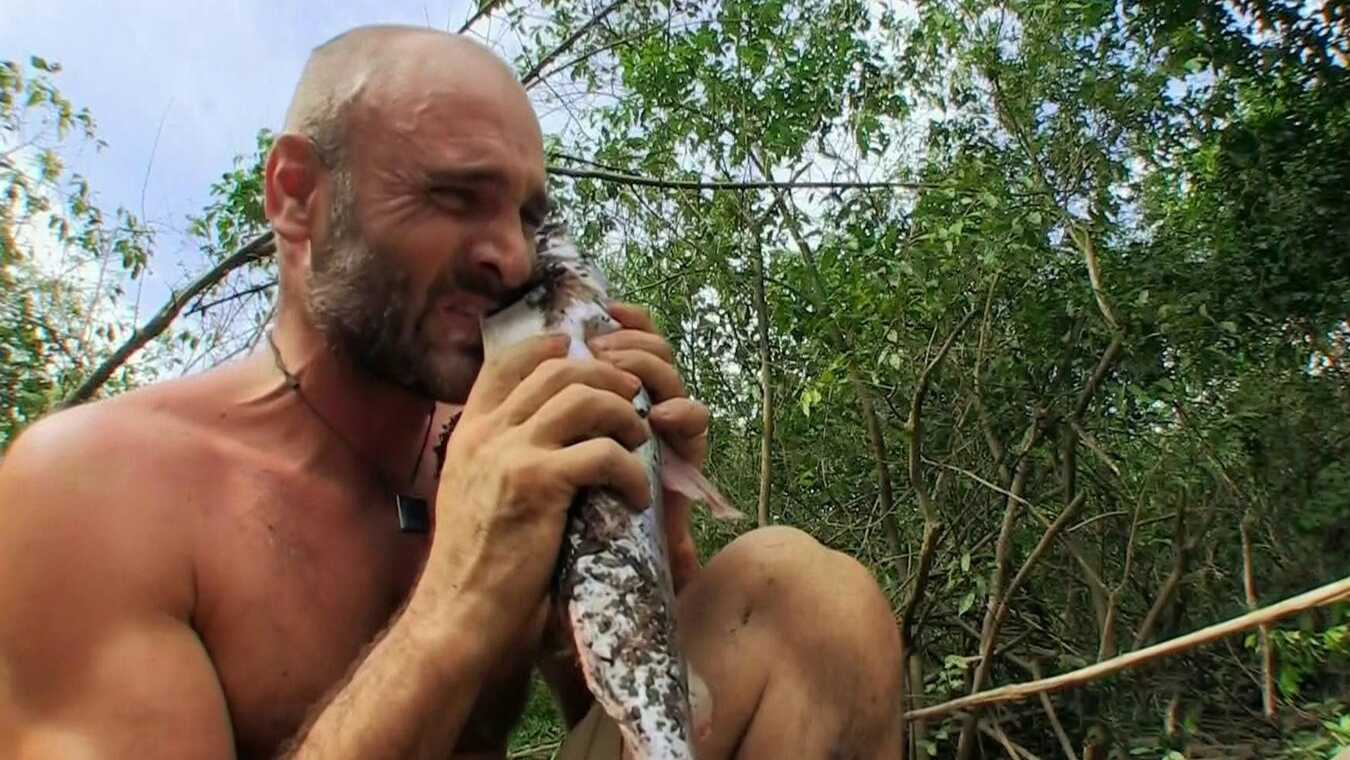 Marooned with Ed Stafford : Programs : Discovery Channel 