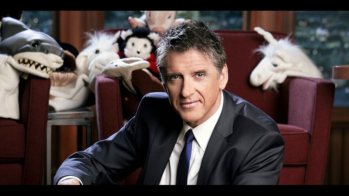 Craig ferguson. Крейг Фергюсон самое позднее шоу. Craig Ferguson Bouncer. Craig Ferguson Conan o Brien.