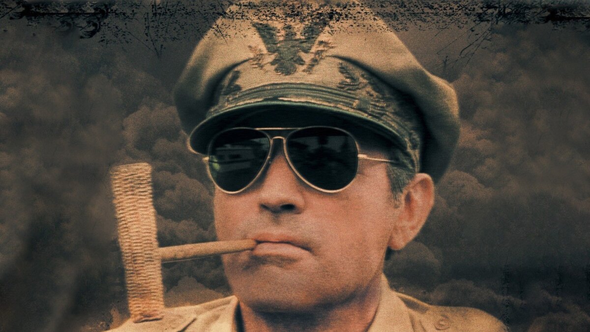 Мюррэй макартур. Генерал Дуглас МАКАРТУР. МАКАРТУР 1977. Дуглас МАКАРТУР С трубкой. Дуглас МАКАРТУР В Японии.